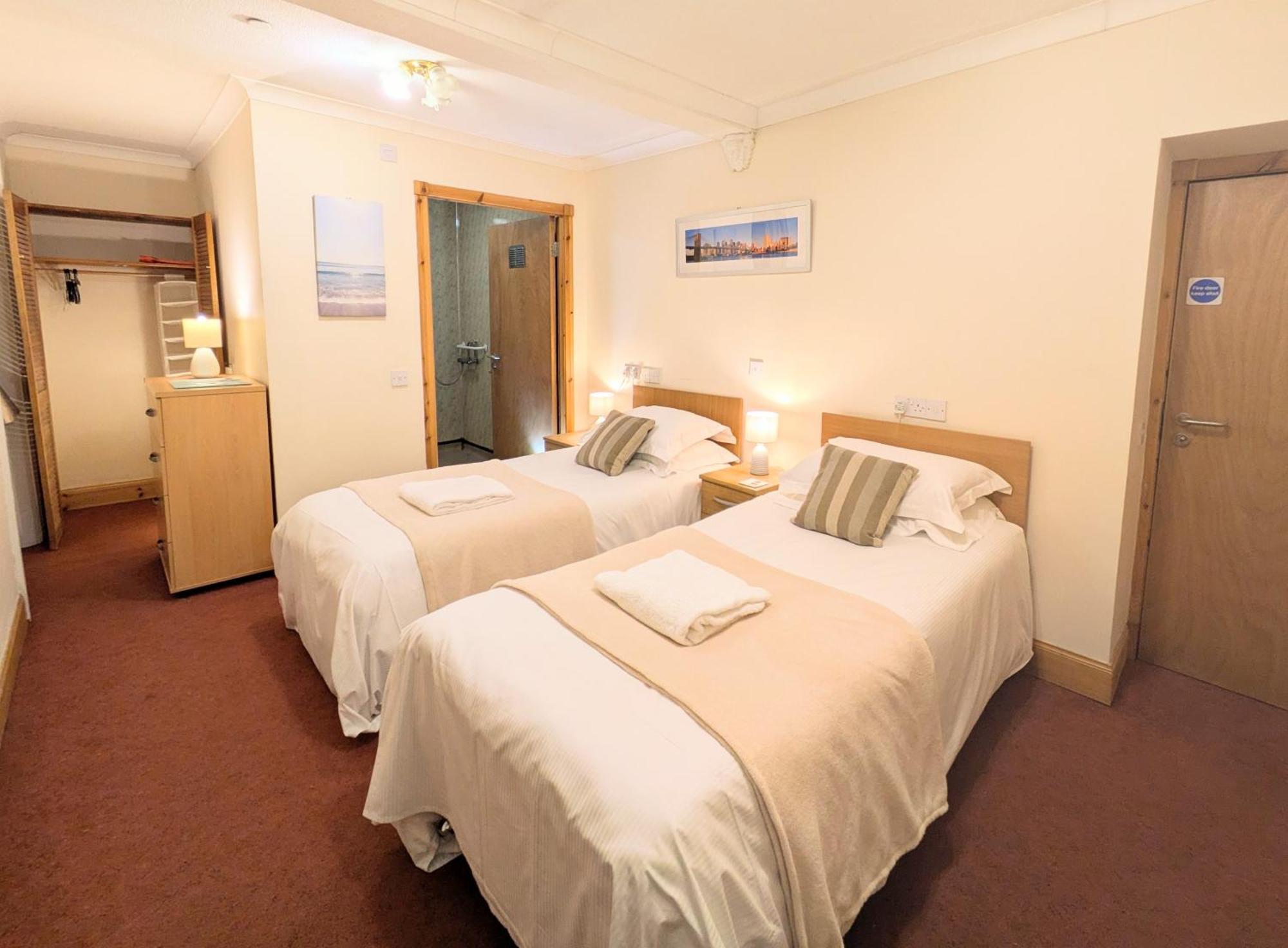 Hollybank - Ensuite Room & Use Of Large Shared Kitchen Dumfries Exterior photo